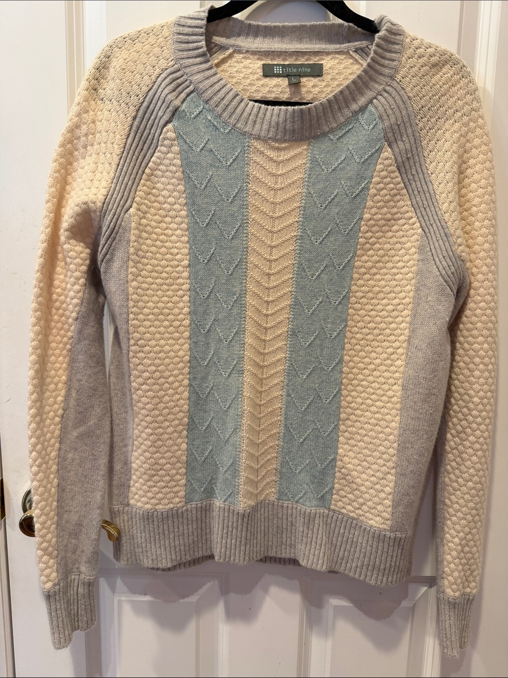 Title Nine Cream and Light Blue Cable-Knit Crewneck Sweater L